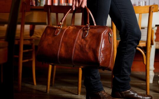 Best Brown Leather Duffle Bag Mens 2023: A Review and Buying Guide